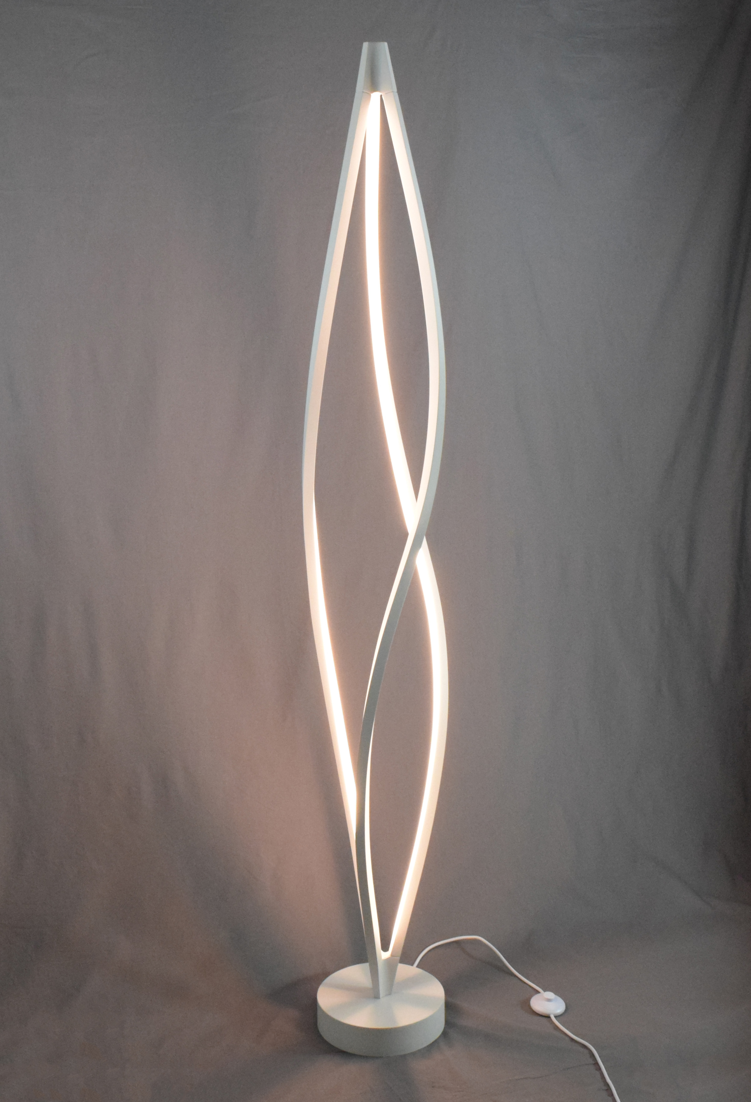 Cyclone LED Floor Lamp | Lamp | ET2 Online