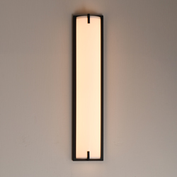Alto 24" LED Bath Sconce - 5CCT