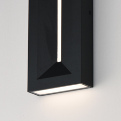 Fosso 24" LED Outdoor Wall Sconce - 5cct